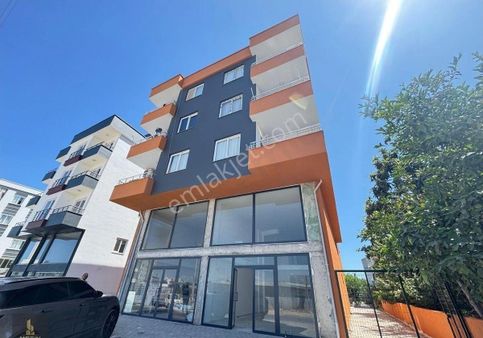 Metin Gayrimenkul’den Erdemli Karğıpınarında Yol Cepeheli Satılık Dükkan