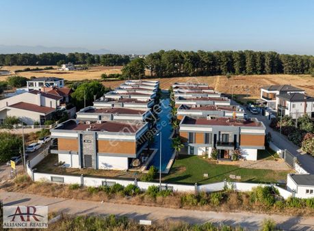 Düzlerçamı Doktorlar Sitesinde Müstakl Bahçeli 4+1 Dubleks Villa