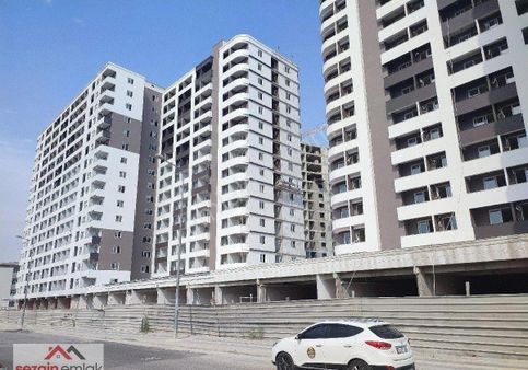 Sezgin Emlak Tan Tarsu Alışveriş Merkezi Merkezi Konumda Satılık 1+1 Daireler