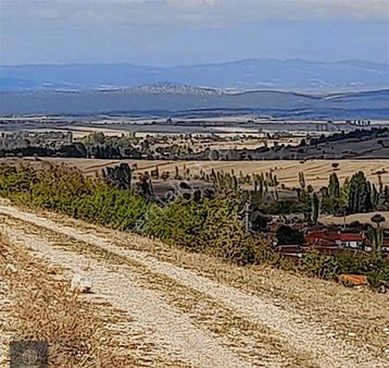 Kütahya Çavdarhisar Barağı 11.060 M2 Satılık Yolu Olan Arazimiz.