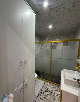 Cumhuriyet Mahallesinde Site İçi Eşyalı 3+1 Satılık Daire