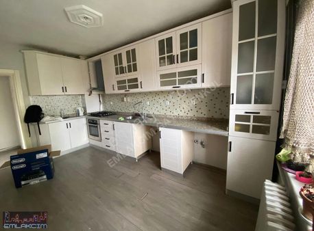 Emlakcımdan Osmangazi Mah.full Bakımlı 3+1 Ara Kat Daire
