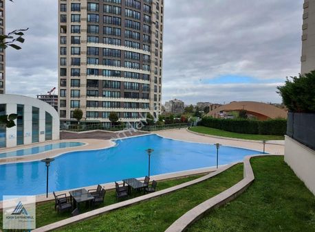 Atakent Bosphorus City Satılık Bahçe Katı 3+1 Acil