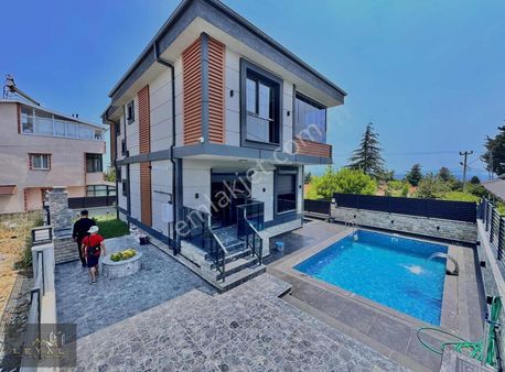 ⫷꧁ Leyal Grup꧂⫸emalsizz Havuzlu Şık Tasarımlı Müstakil Gnş Bahçe