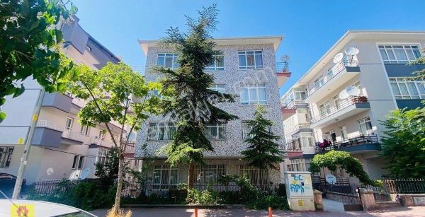 Cebeci Cami Yakını 3+1 Üst Kat Manzaralı