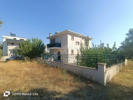 Buse Emlaktan Güre Çamlıbelde Müstakil Villa