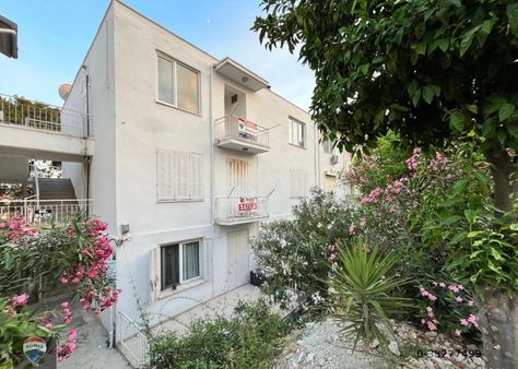 Sıte Içerısınde, Denıze Yakın 3+1 Satılık Daıre