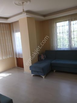 Samandıra Merkezde 2+1 Satılık Arakat