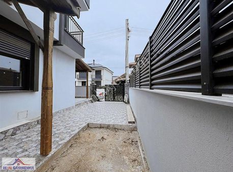 Real Den Menderes Gölcükler 3+1 Kapalı Mutfak