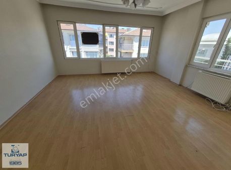 Bahçelievler Mah. Geniş, Boş Satılık Daire