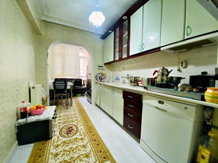 Dereboyu Caddesi Yakını Çift Banyo Satılık 4+1 Dubleks Daire !!!