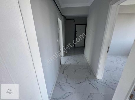 Yunus Emre Mahlesinde Satılık 2+1 Sıfır Daire