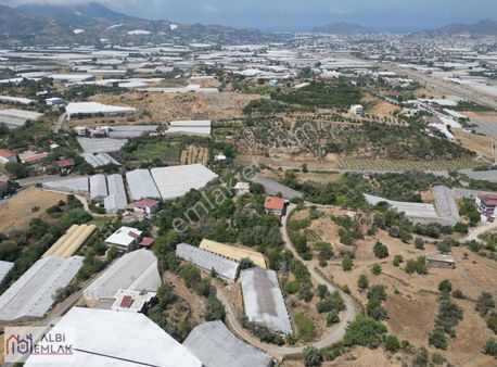 Gazipaşa Korubaşı Mahallesinde Satılık 2400 M2 Tarla Ve Ev