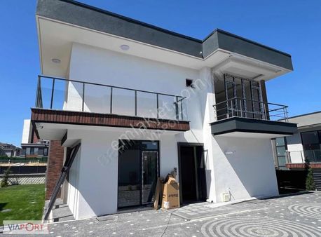 Etimesgut Bağlıca Mah. Ultra Lüks Yapılı Bağımsız 4+1 Villa