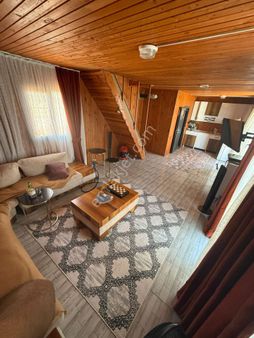 Adana Karaisalı Topaktaş Köyünde 625 M2 Arsa İçerisinde Çift Katlı Bungalov