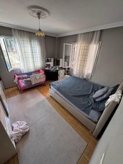 Pınar Mahallesinde 140m2 Arsa İçinde Müstakil Ev