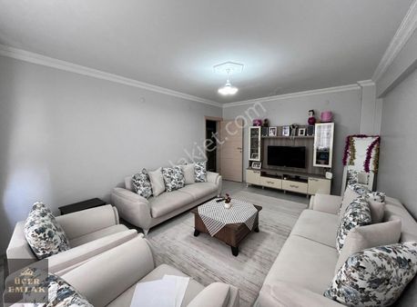 Üçer Emlaktan Abdurrahman Mah. 2+0 Kapalı Balkonlu Satılık Daire