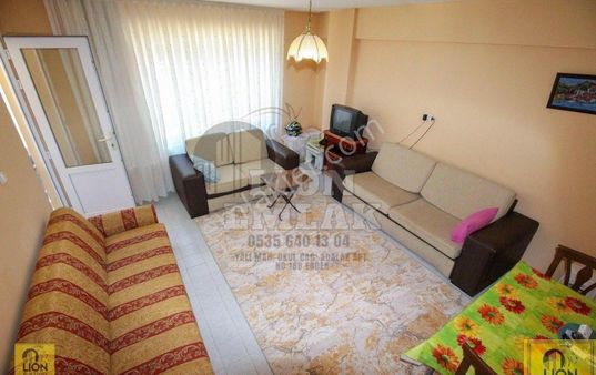 Erdek Atatürk Mahallesi'nde Satılık Yeni Arakat Ferah Kullanışlı Daire