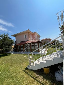 Gelibolu Burhanlı Fatih Sitesinde Harika Konumda Satılık Villa