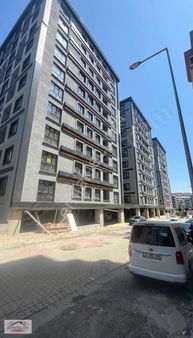 Erarslandan Sıfır 3+1daire Kat4 Kapalı Otopark Şirinevler Mahboş