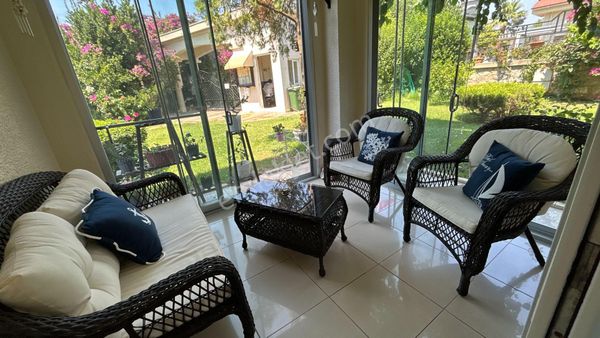 Marmaris'te Havuzlu Güvenlikli Prestijli Sitede Satılık 3+1 Dubleks Daire