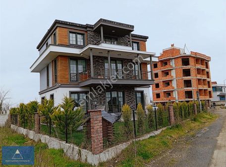 Yunus Çelebi Den Terme De Satılık Süper Lüks Tripleks Villa