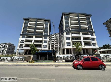 Miramar'dan Eğriköprüde Site İçi Satılık 2,5+1 Daire