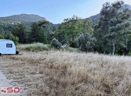 Çamlıda Villa İmarlı 4.400 M2 Denize 1 Km Müstakil Tapu