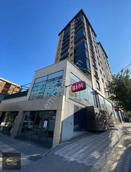 Yenimahalle Metro Dibinde Sitede Satılık 3+1 Daire