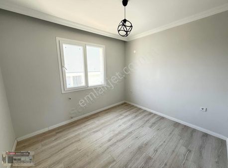 2+1 Ayrı Mutfak Yüksek Giriş Daire