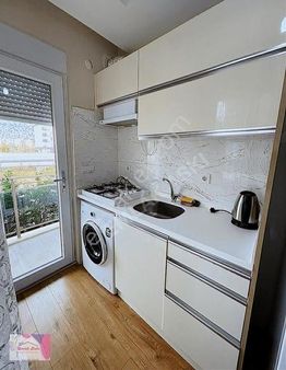 Konyalti Liman Mahallesinde Havuzlu Balkonlu 1+1