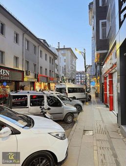 Emlak Plus'tan Merkezin Tam Ortasında Fırsat İşyeri
