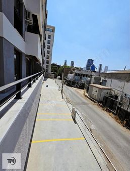 Teraslı Sıfır Metro Yakını 1+1 Otoparklı Daire