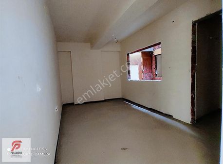 Karşıyaka Bahariye'de Satılık Lüks 3+1 Daire