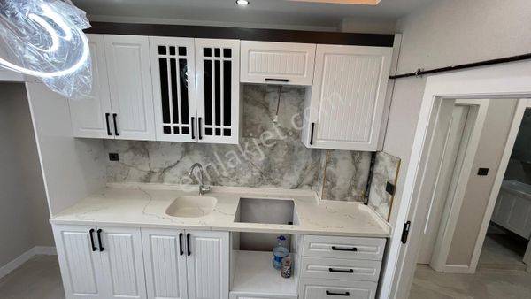 Bu Fırsat Kaçmaz Cadde'ye Yakın Ulrta Lüx Yapılı Sıfır 2+1 Daire