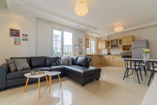 Alanya Tosmur’da Full Eşyalı 2+1 Daire – Panorama D Blok– İkamet İznine Uygun