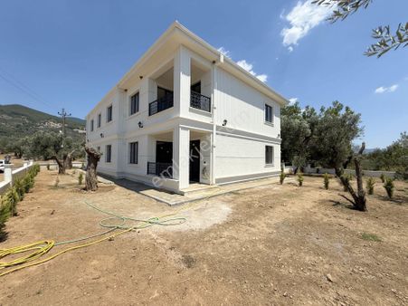 🟣🟣 Güç Gayrimenkul'den Güre'de Müstakil Tadında Geniş Bahçeli Sıfır Lüx Satılık 2+1 Daire