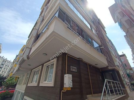 İlkadım Bahçelievler Mahallesinde Satılık Daire