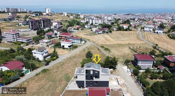 Emlak Dünyası Alanlıda Satılık Projeli Villa Arsası
