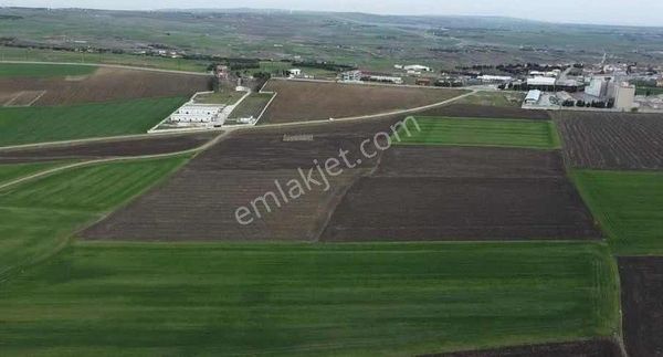 Yolçatı Da Son 1 Adet 1600m2 Villalara Komşu