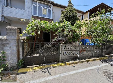 Kartepe Emekevler Mah. Merkezi Konum 135m2 3+1 Kiralık Daire