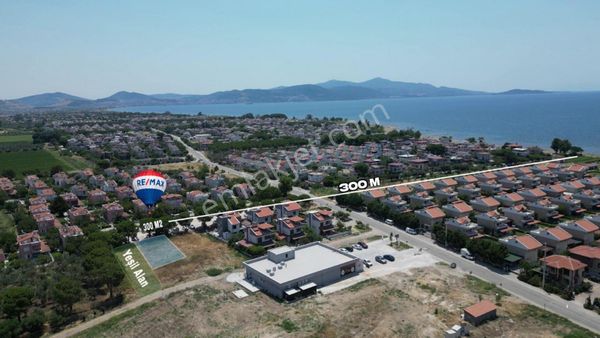 **kabakum'da Müstakil Villa İmarlı Köşe Konumda 300 M2 Arsa**