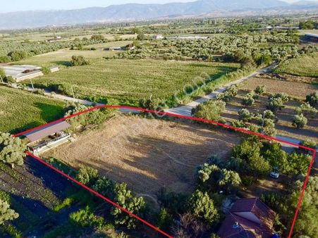 İzmir Bayındır A 3 Km Mesafede Satılık Süper Bir Yer