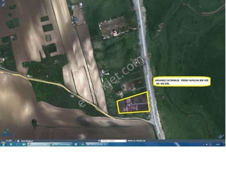 A.köy Haraççı Türkköşede Yatırımlık Caddeye Cephe Parselde 96 M2 Hisse Satılıktır.