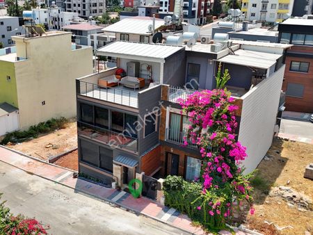 Yaşa Gyd - Yenişehir 50.yıl Özel Tasarım Lüks 3+1 Satılık Villa