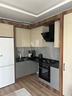 Denize Yürüme Mesafesinde Yerden Isıtmalı Havuzlu 1+1 Arakat