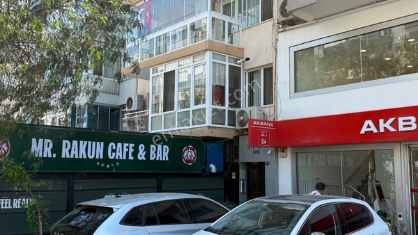 İnönü Caddesi Üzerinde, İstinyepark Karşısında Satılık 3+1 Daire