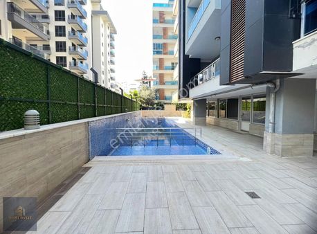 Mahmutlar'da Satılık Site İçi 2+1 Eşyalı, Deniz Man. Dubleks