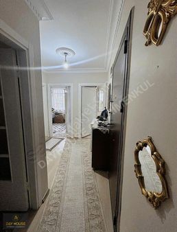 Day House Gayrimenkulden 2+1 Satılık Daire.