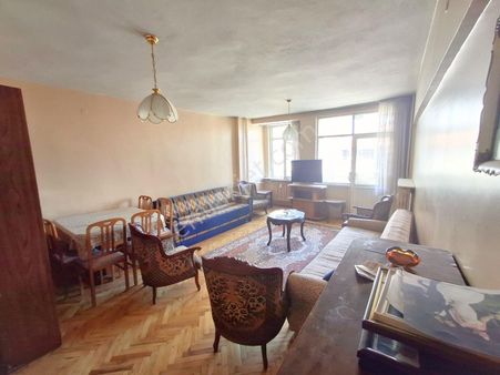 Rba Dan Sakarya-1 Caddesi Üzerinde Asansörlü Balkonlu 2+1 Satılık Daire